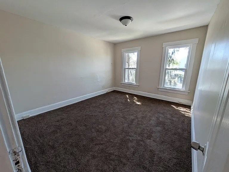 60 N Harris Ave - Photo 6 of 11