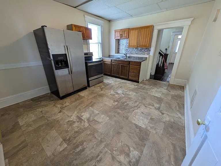 60 N Harris Ave - Photo 7 of 11