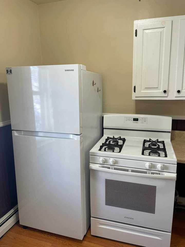 87 Lincoln Ave #A - Photo 4 of 18