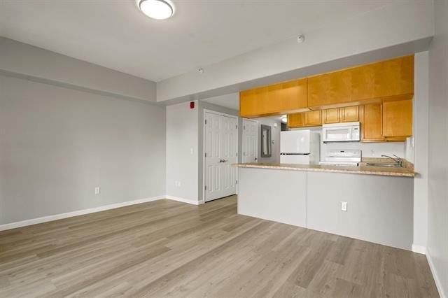 1214 Walnut Ave #27 - Photo 5 of 19