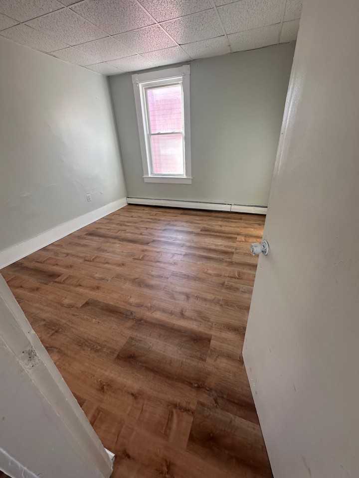 54 Knox St #2 - Photo 7 of 7