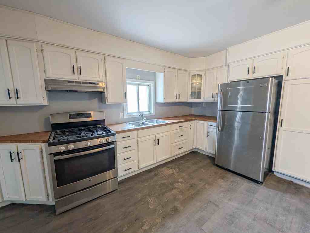 53 Vine St S - Photo 6 of 16