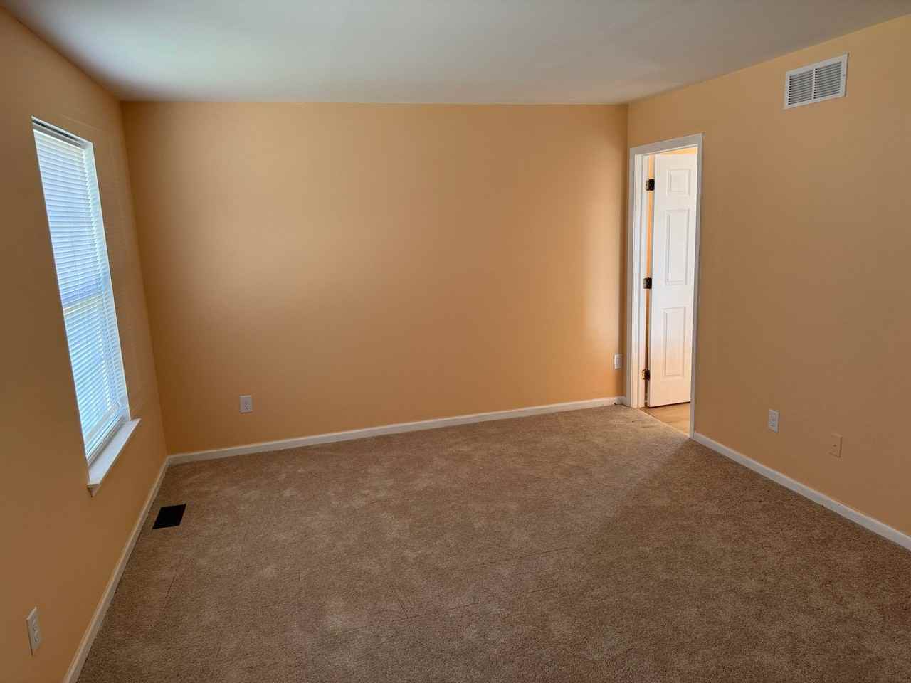 132 Rosie Dr - Photo 7 of 13