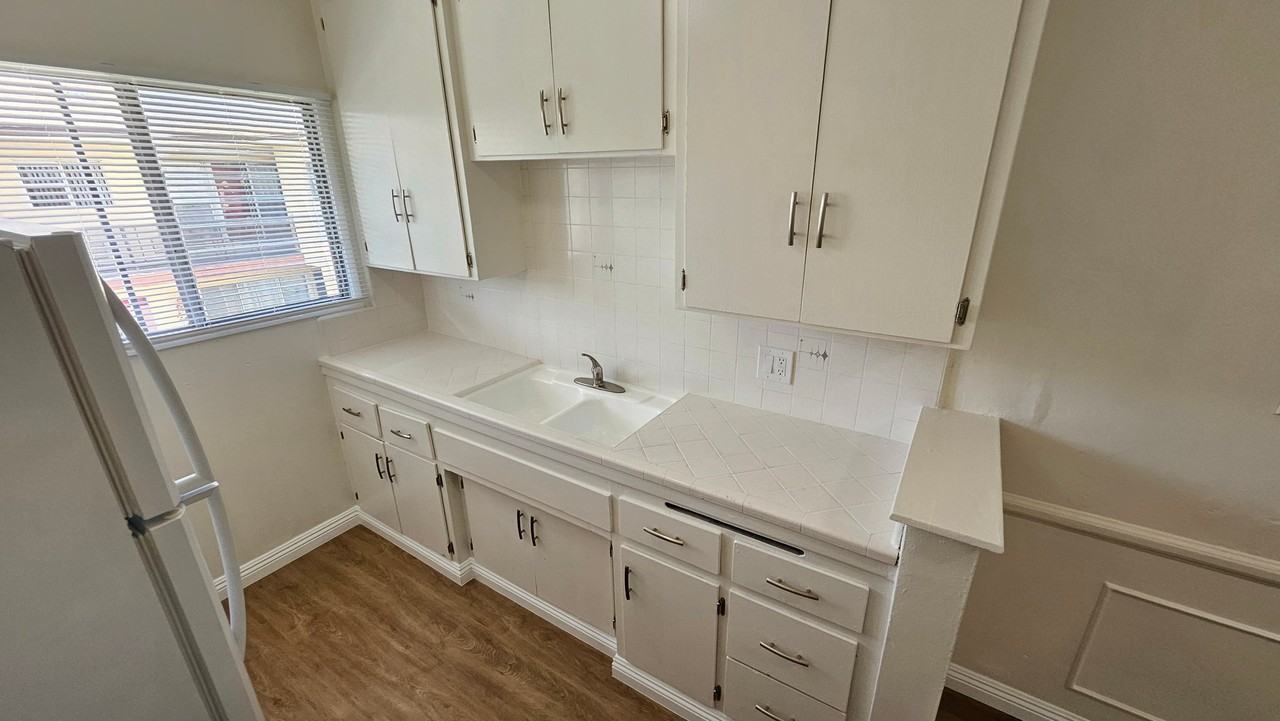 3945 Stevely Ave #19 - Photo 6 of 16
