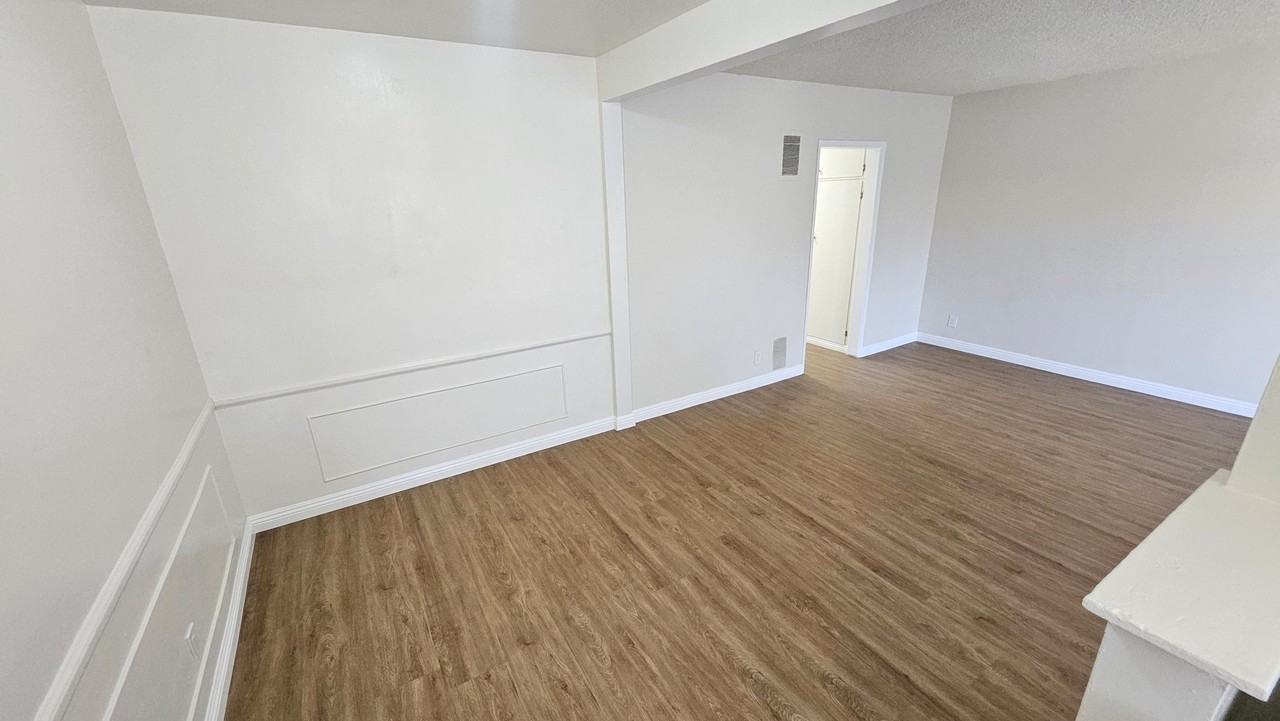 3945 Stevely Ave #19 - Photo 7 of 16