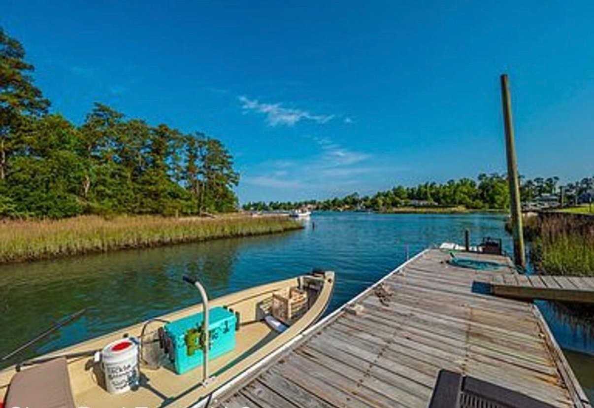 241 Hl Smith Rd - Photo 3 of 10