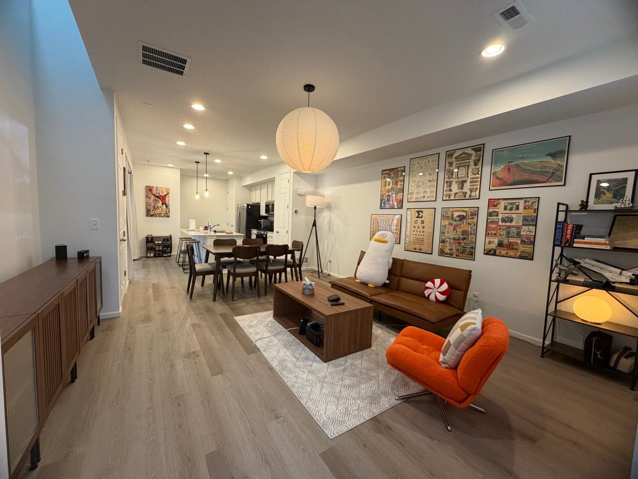 2434 Vanhoutte Vw - Photo 2 of 20