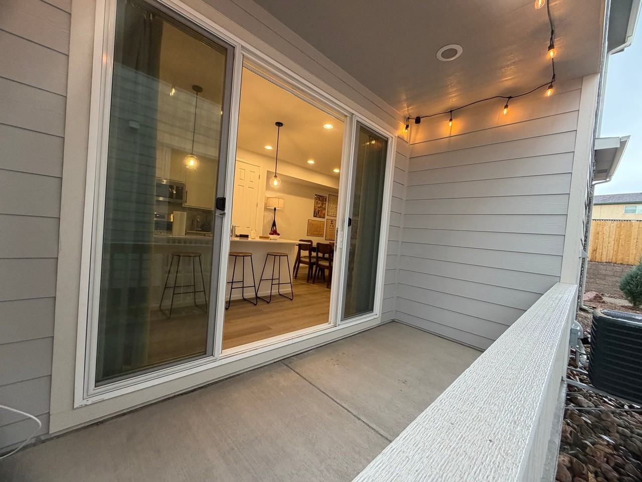 2434 Vanhoutte Vw - Photo 7 of 20