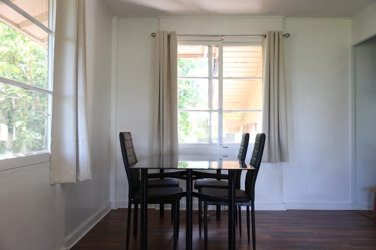 320 Longley Pl - Photo 3 of 8