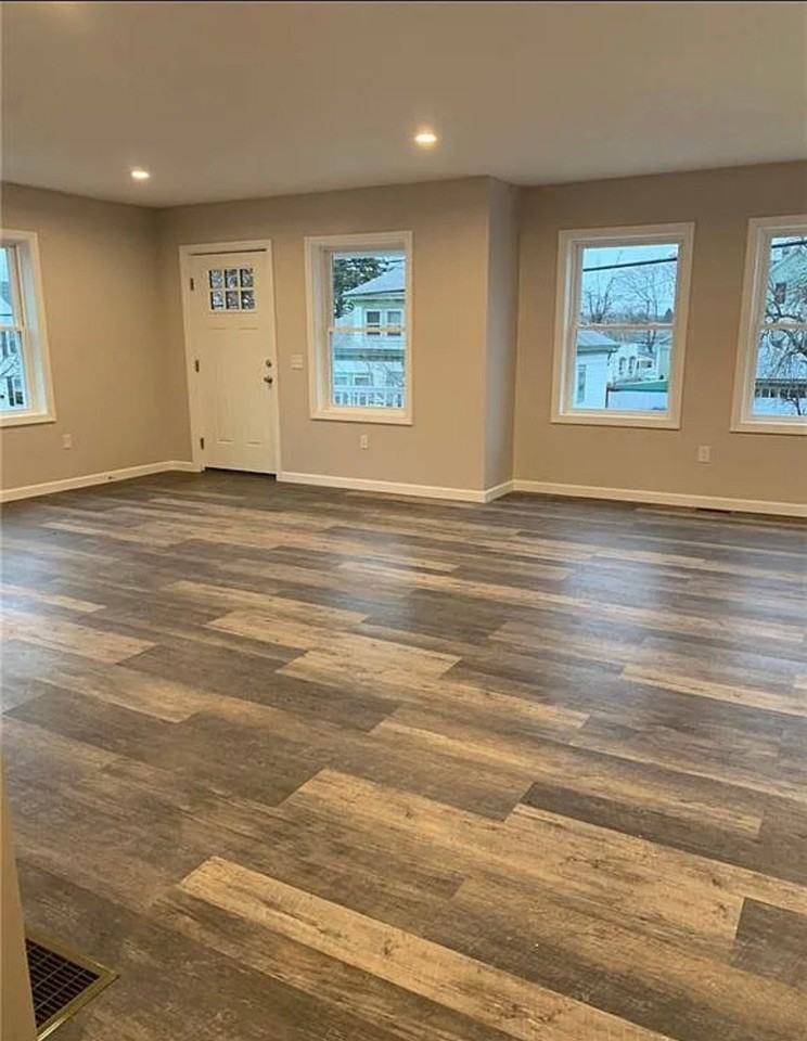 99 Parnell St - Photo 3 of 20