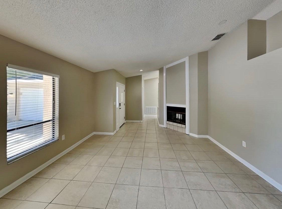 289 Millstone Dr #A11 - Photo 2 of 9