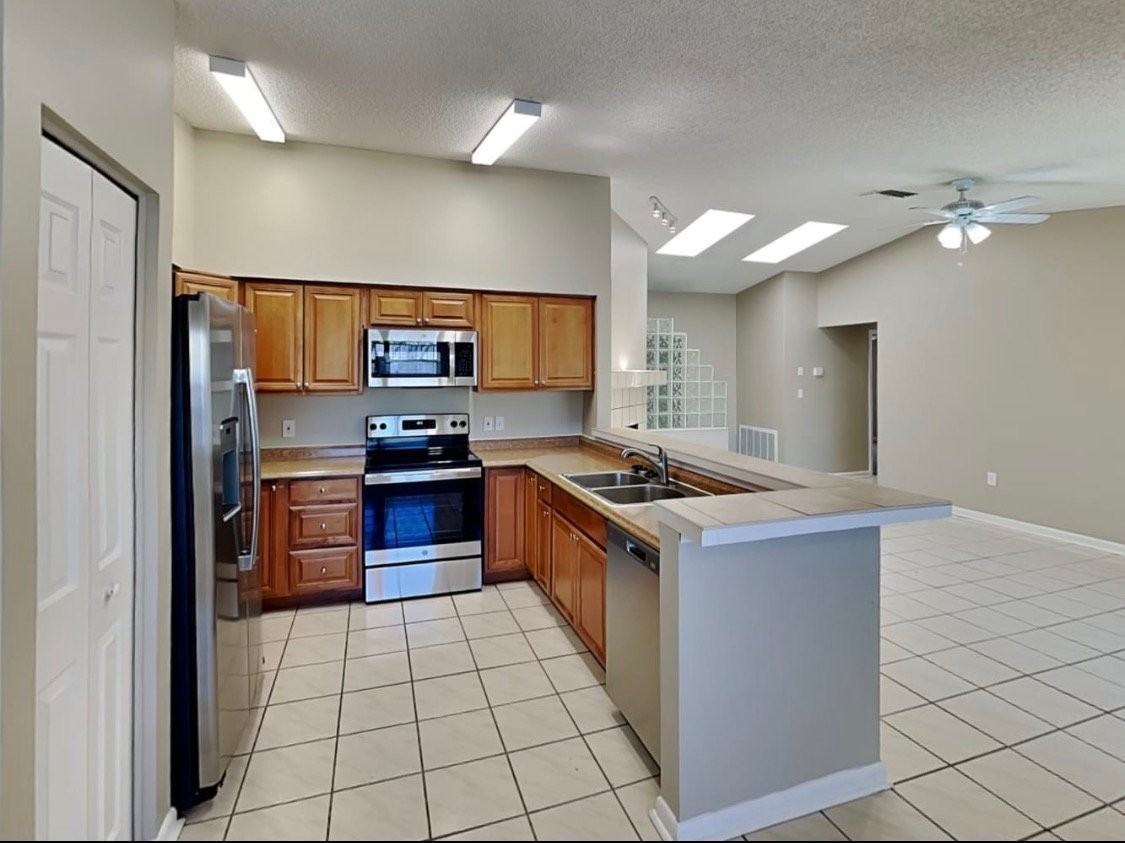 289 Millstone Dr #A11 - Photo 4 of 9