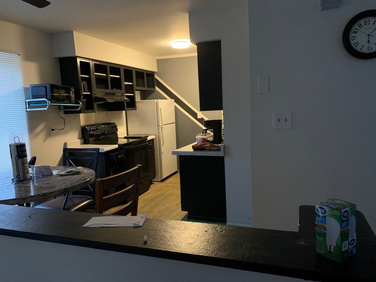 1806 Weaver St - Photo 3 of 6