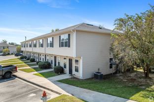 2415 Seth Pl #D26 - Photo 1 of 1