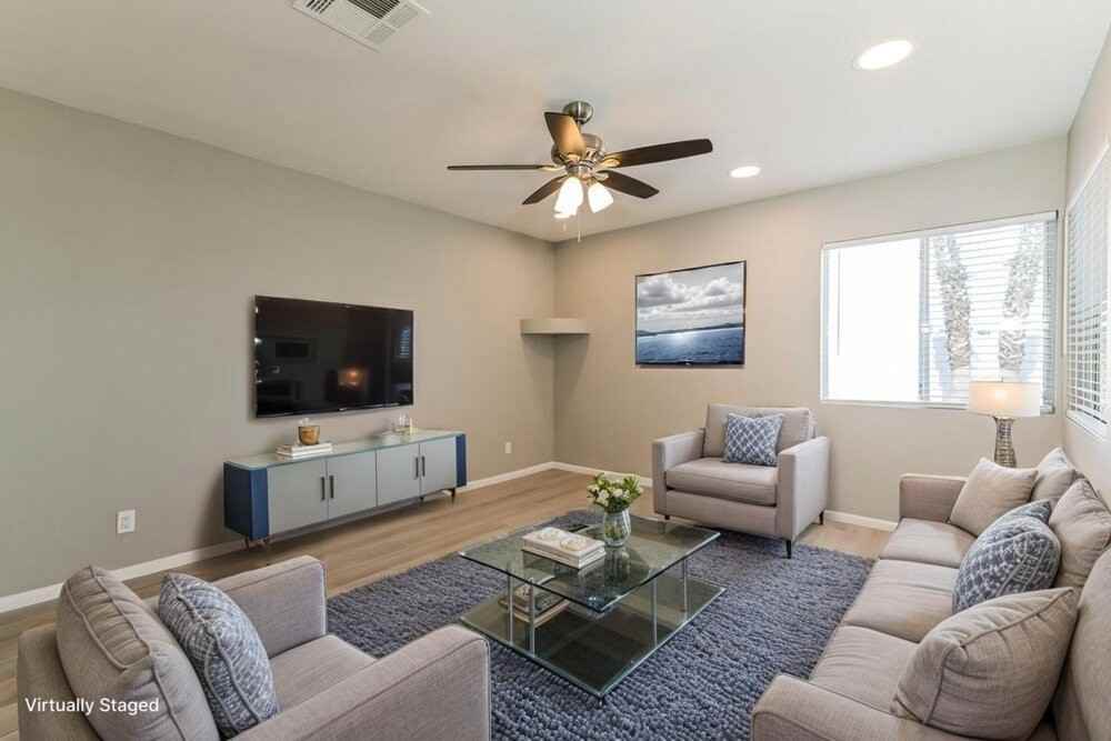 364 Toyabe St - Photo 5 of 19
