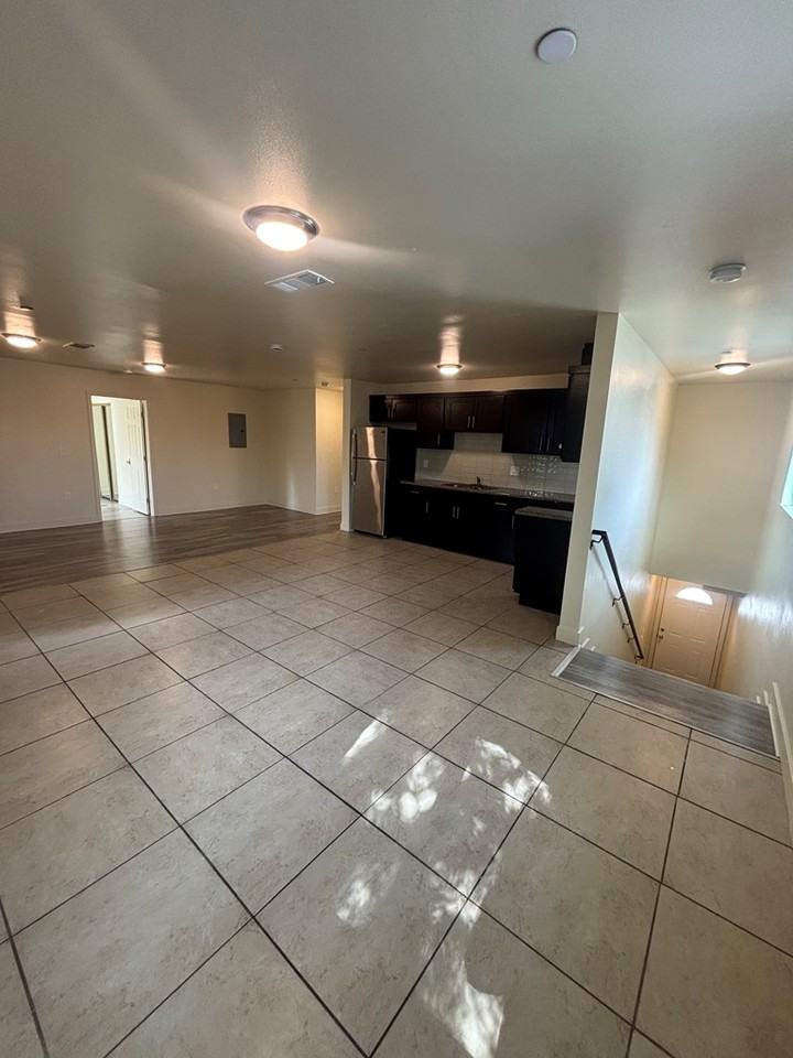 1614 North Soto Street - Photo 3 of 17