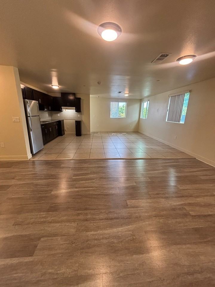 1614 North Soto Street - Photo 5 of 17