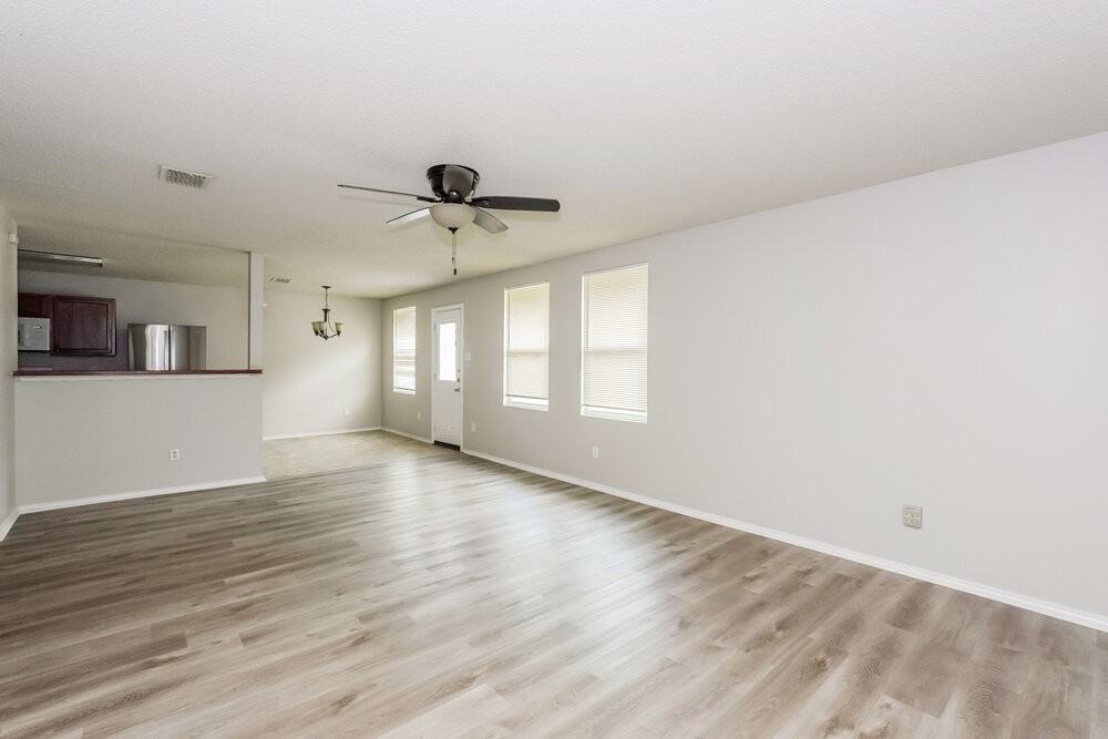 816 Bessemer Dr - Photo 3 of 19