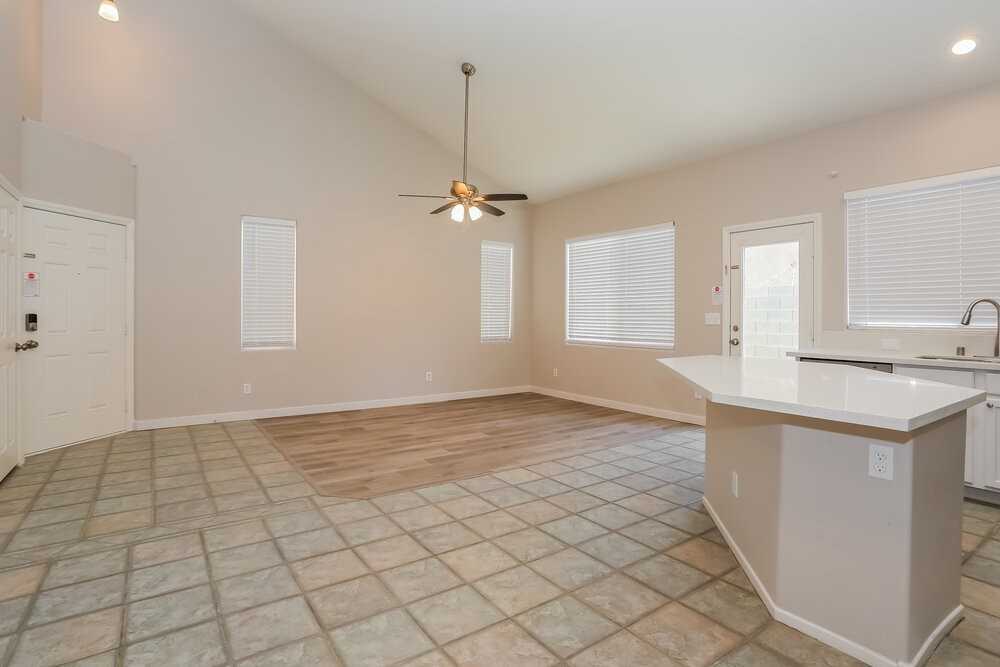 9436 Plover Falls Ave - Photo 5 of 20