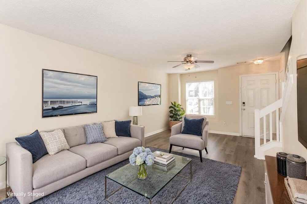 17113 Greenlawn Hills Ct - Photo 4 of 19