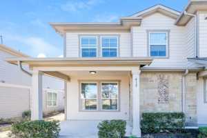 featured image of 415 N Heatherwilde Blvd