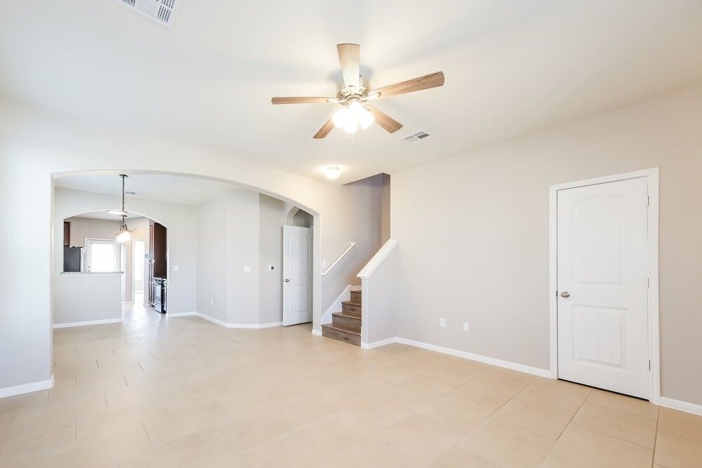 415 N Heatherwilde Blvd - Photo 5 of 20