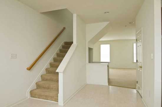 35829 S Gloucester Cir #35829 - Photo 4 of 14