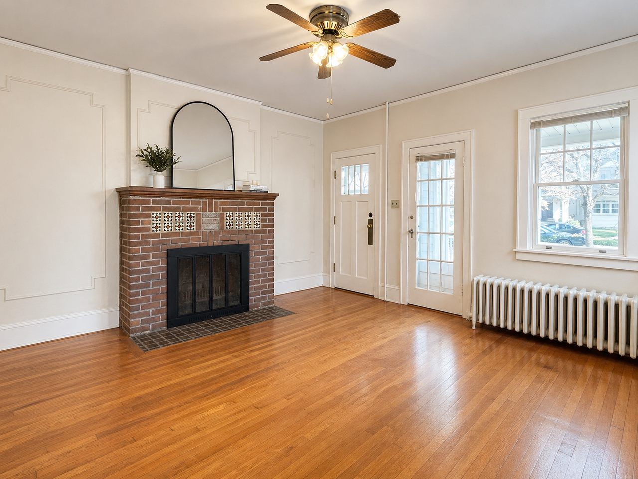 78 S Pine Ave #1 - Photo 2 of 20