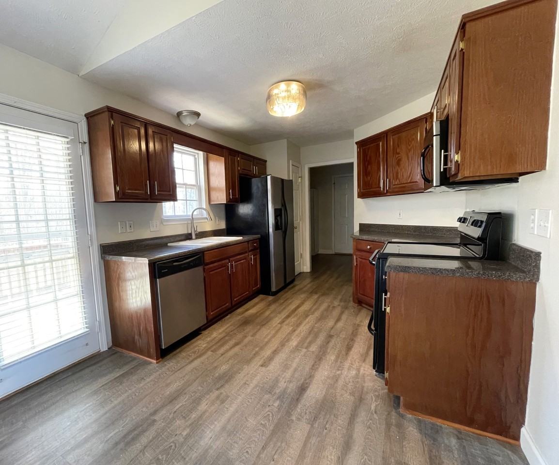 113 South Saddlestone Court South Court #NA - Photo 7 of 17