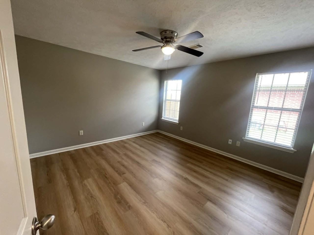 805 Brownstone Dr #NA - Photo 7 of 18