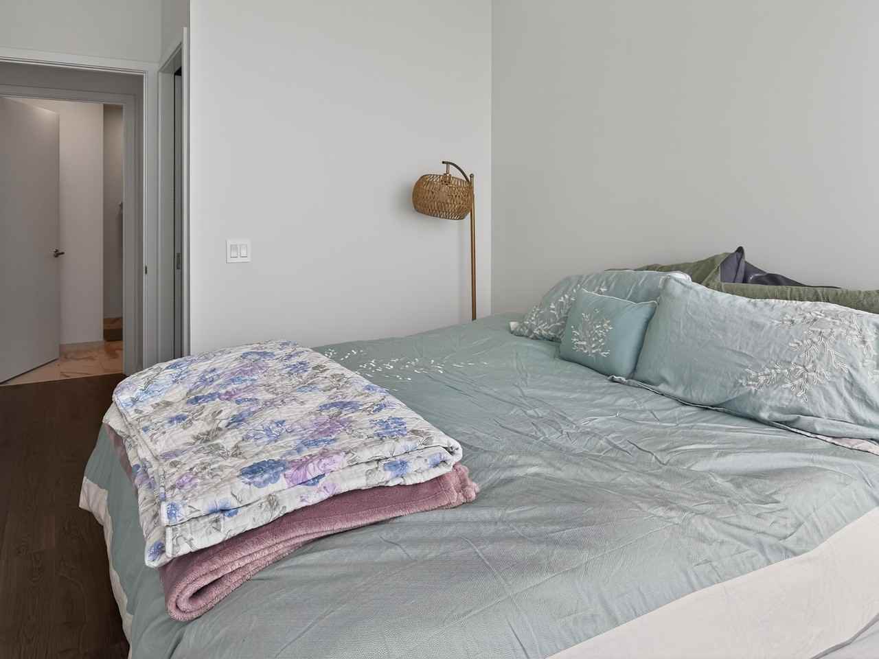 1002 S Michigan Ave #5104 - Photo 6 of 13