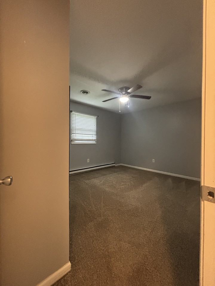 Colfax St #N - Photo 5 of 7