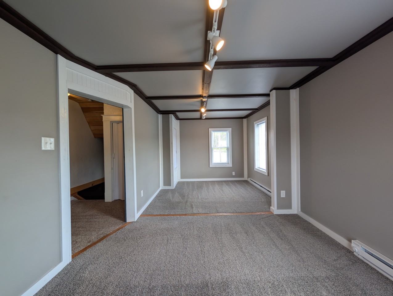 56 Franklin Ave #B - Photo 6 of 19