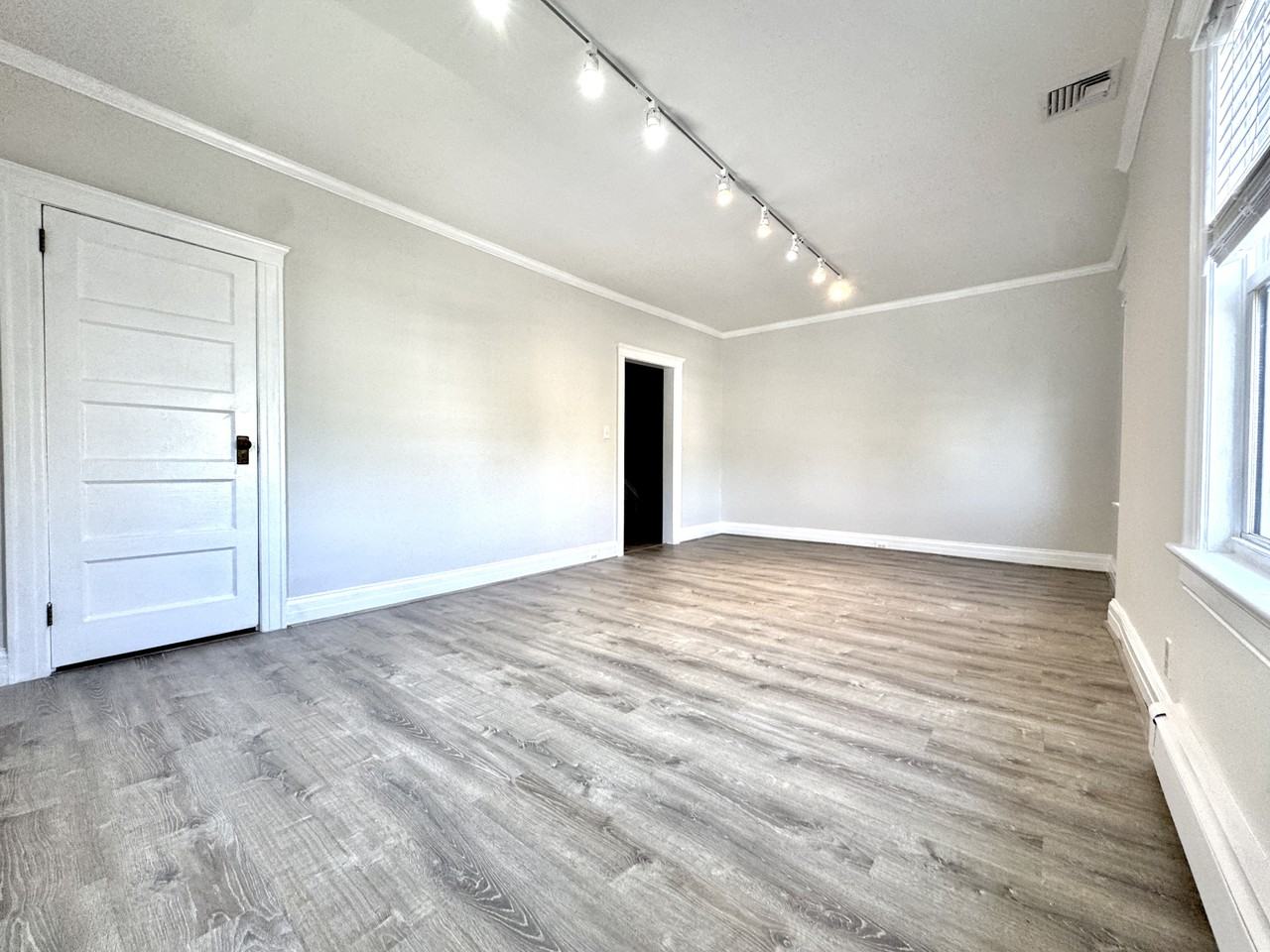 50 Western Ave #2L - Photo 4 of 28