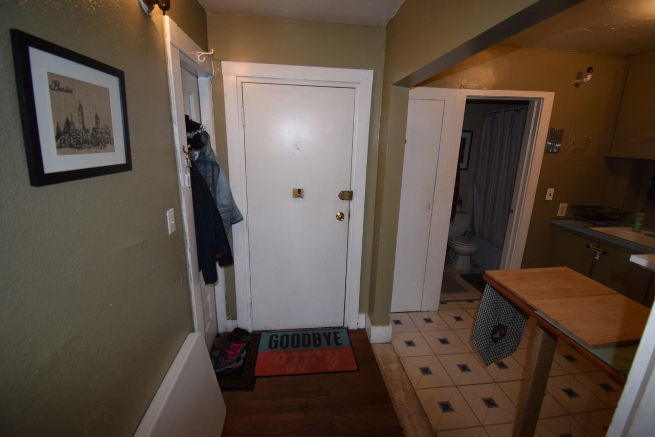 503 Beacon St #8 - Photo 5 of 10