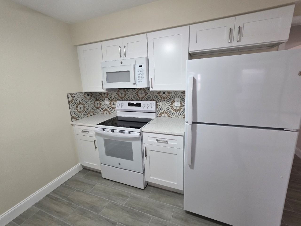 1301 Warwick Ct #1301 - Photo 2 of 22