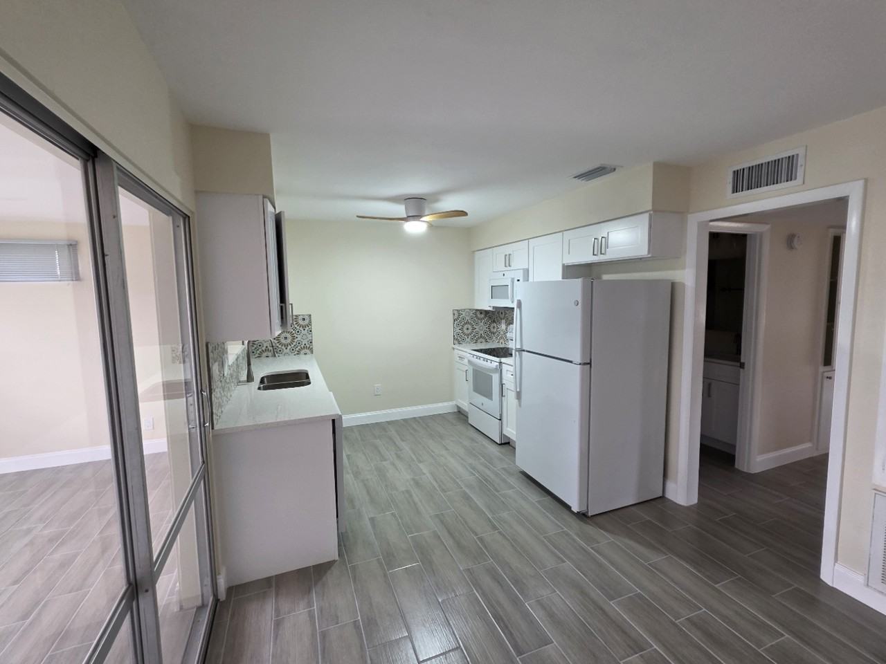 1301 Warwick Ct #1301 - Photo 5 of 22