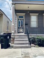 featured image of 325 Elmira Ave #325