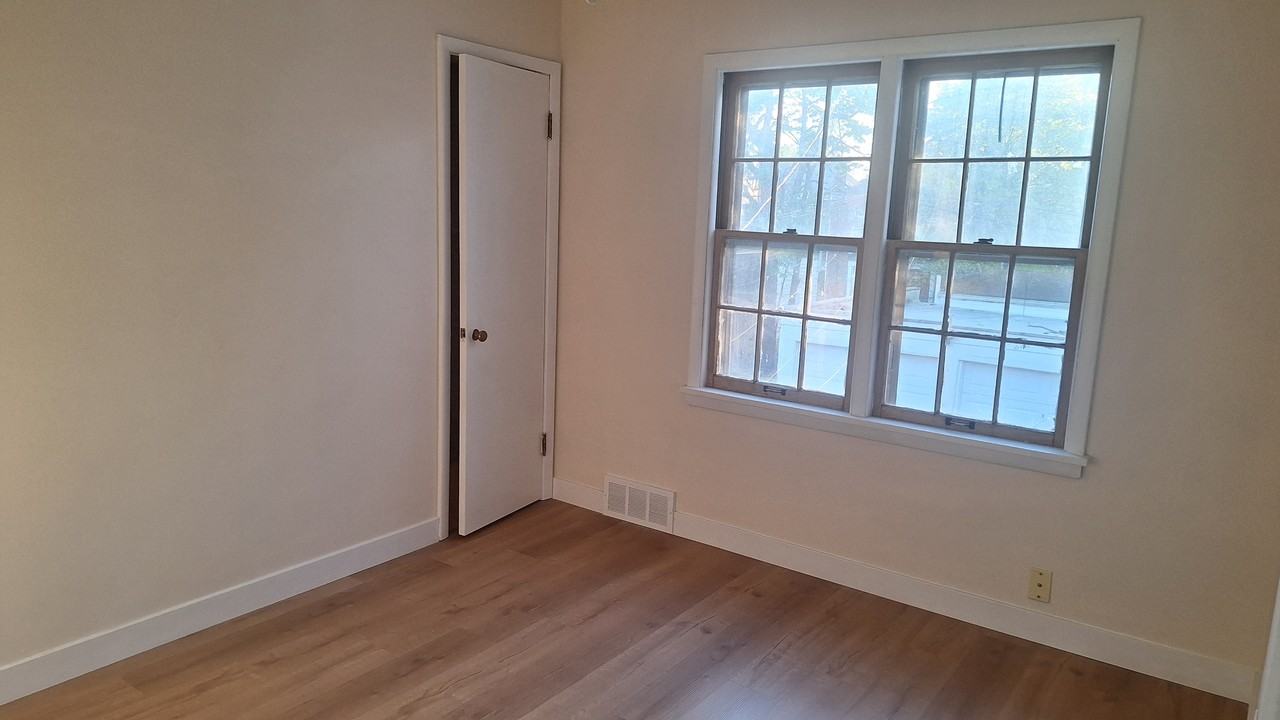 3536 Normandy Rd - Photo 2 of 5