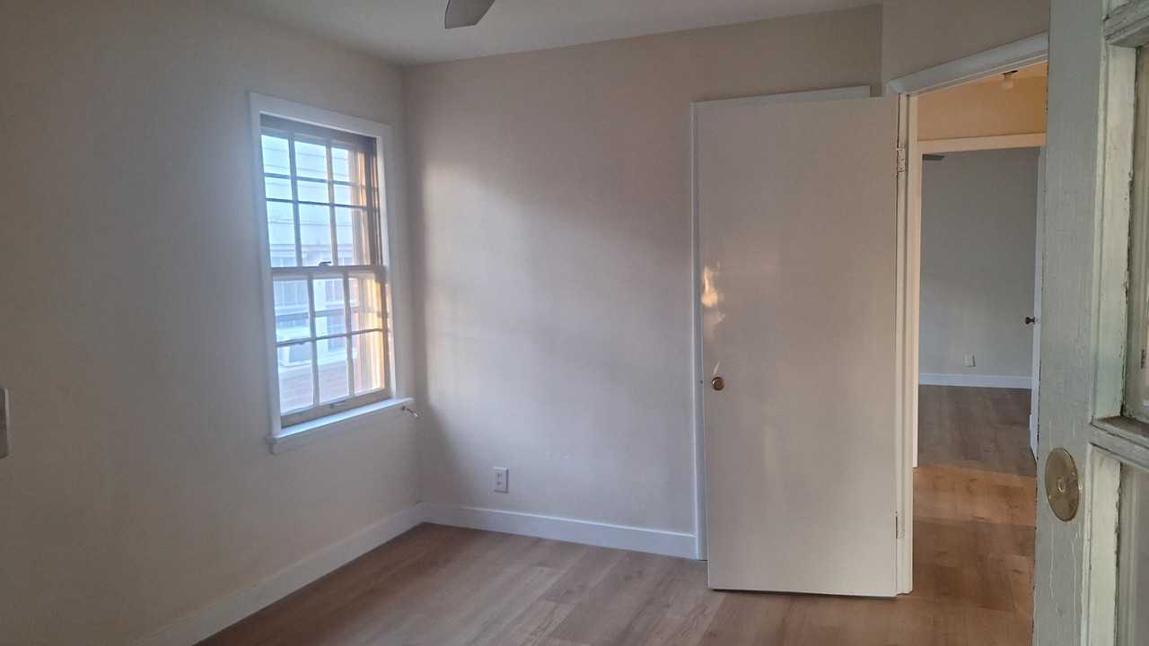 3536 Normandy Rd - Photo 3 of 5