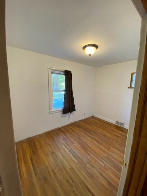 658 Keller Ave N #NA - Photo 5 of 9