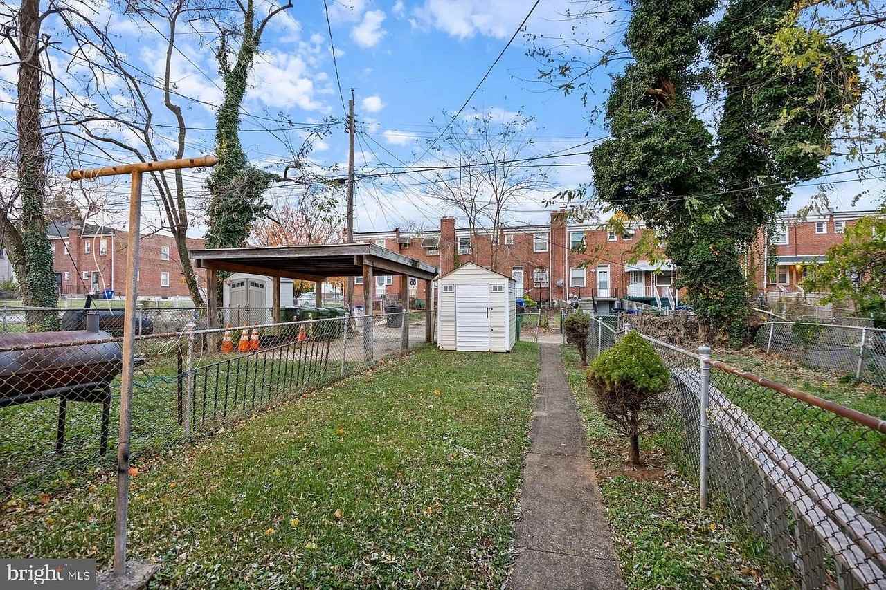 3318 Avondale Ave #NA - Photo 4 of 10