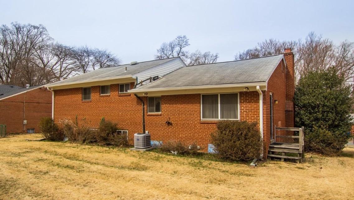 1005 Brantford Ave #NA - Photo 7 of 7