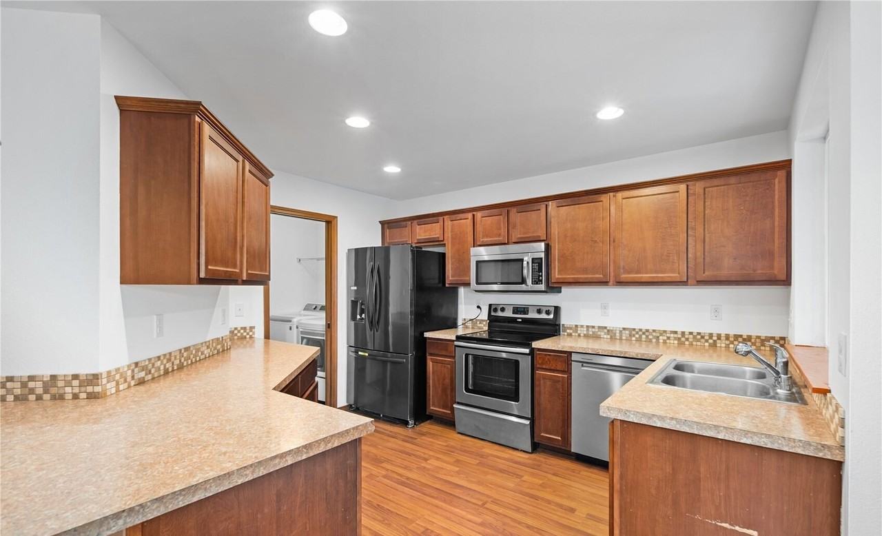 20402 11th Avenue Ct E #NA - Photo 5 of 26