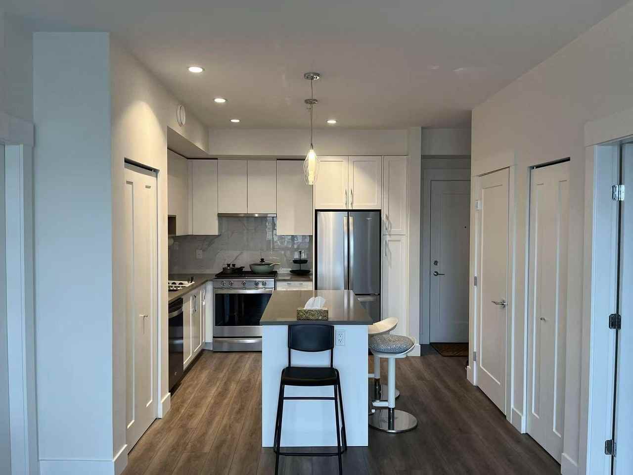 20727 Willoughby Town Centre Drive - Photo 2 of 15