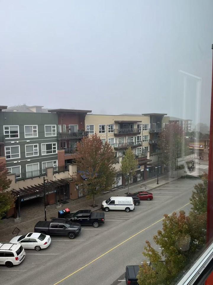 20727 Willoughby Town Centre Drive - Photo 7 of 15