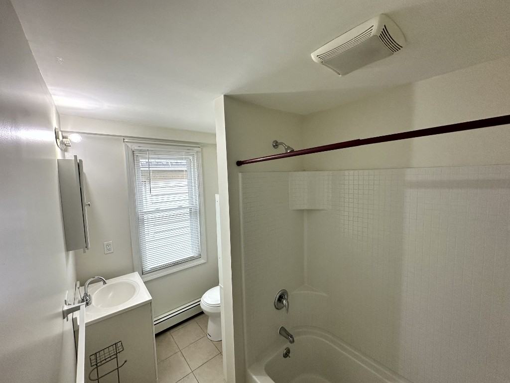 49 Golden Hill St #2 - Photo 4 of 10