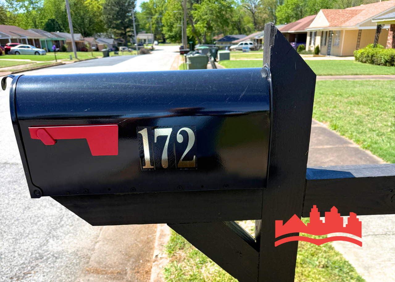 172 Loraine Rd - Photo 2 of 16