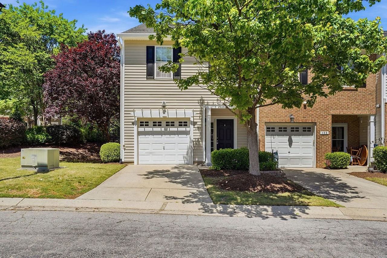 101 Fanwood Ct