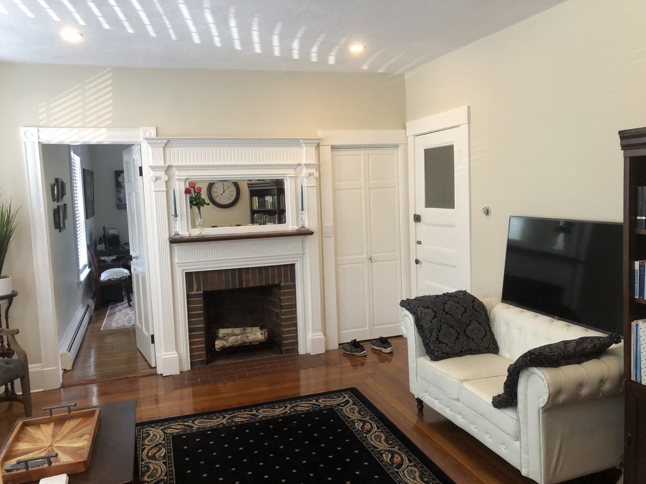 628 Washington St #1 - Photo 5 of 10